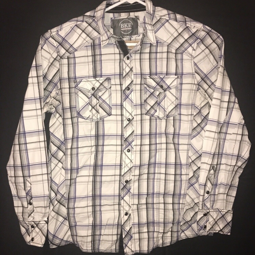 BKE buckle Men Size Large Standard Fit Pearl Snap